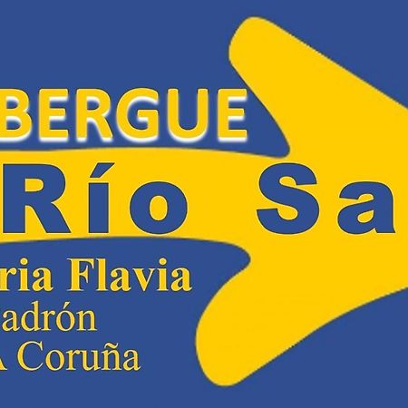 Albergue Cafeteria Rio Sar 패트론 외부 사진